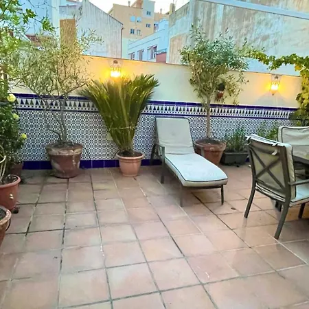 Maravilloso Centrico De 70m2, Jardin Propio 40m2 Con Piscina Ninos Y Parking Opcional