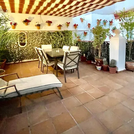 Apartment Maravilloso Centrico De 70m2, Jardin Propio 40m2 Con Piscina Ninos Y Parking Opcional *