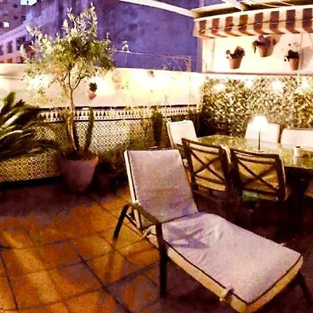 Maravilloso Centrico De 70m2, Jardin Propio 40m2 Con Piscina Ninos Y Parking Opcional